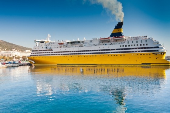 Dag 4 tar vi morgonfärjan från Livorno till Bastia och äter frukost ombord. 